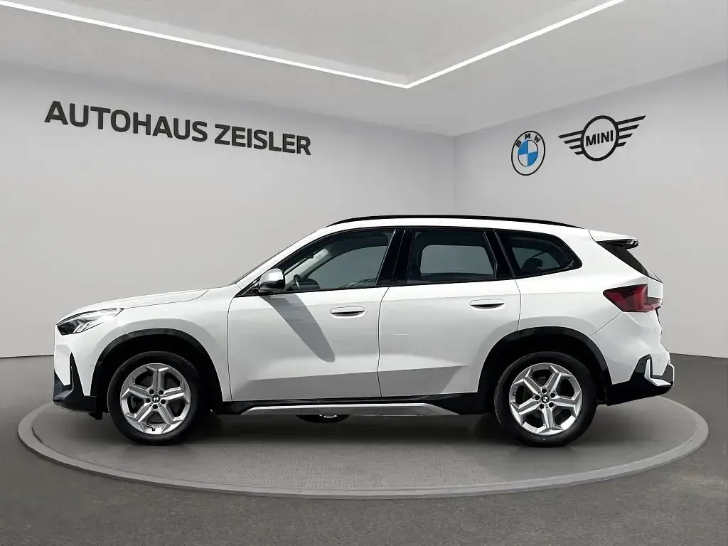Gebraucht BMW X1 xLine 156 PS (114 kW) 2023 Alpinweiß uni SUV