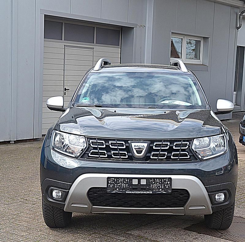 Second-hand Dacia Duster 150 CP (110 kW) 2019 Gri SUV
