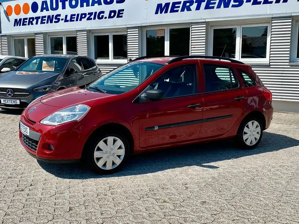 Gebraucht Renault Clio II Authentique 75 PS (55 kW) 2009 Rot Limousine