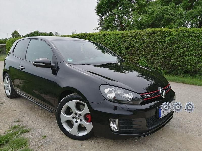 Schwarz Gebraucht 2010 VW Golf VI GTI Limousine | 6.900 € (Fairer Preis) - Bild 1/4