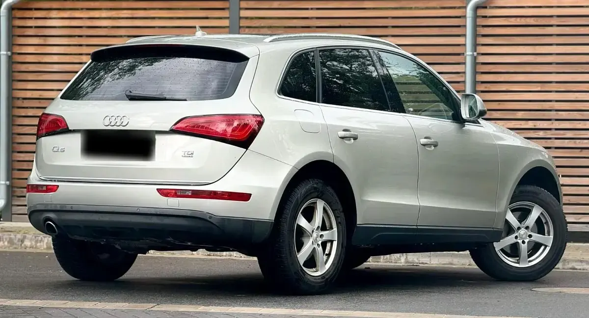 Gebraucht Audi Q5 177 PS (130 kW) 2014 Gold SUV