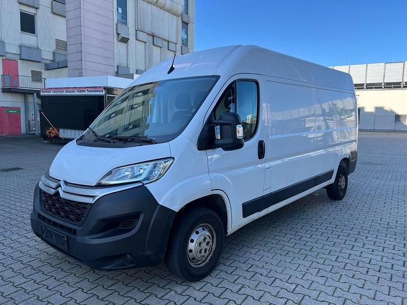Weiß Gebraucht 2021 Citroën Jumper Van / Kleinbus | 10.600 € - Bild 1/4