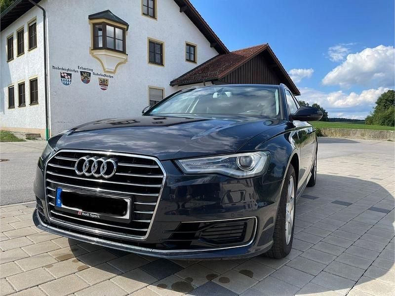 Blau Gebraucht 2015 Audi A6 Kombi | 16.700 € (Fairer Preis) - Bild 1/4