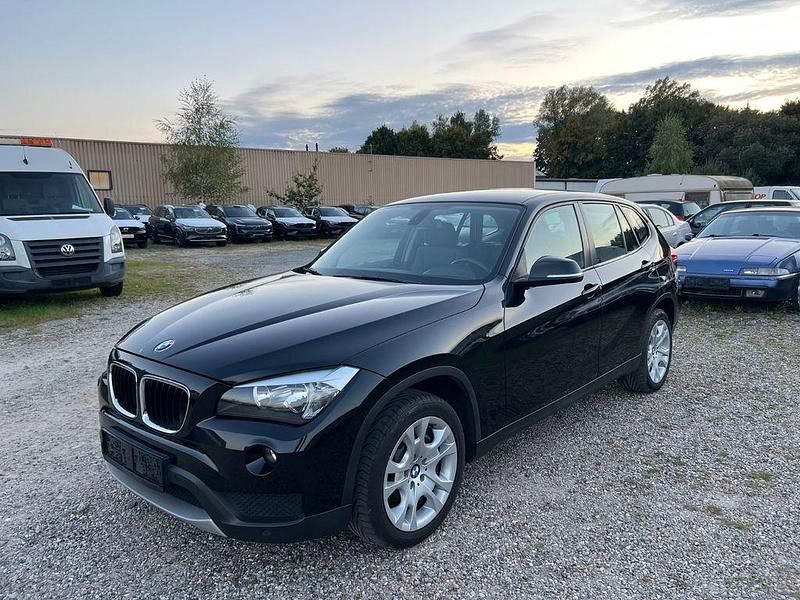 Schwarz Gebraucht 2013 BMW X1 Sport Line SUV | 9.990 € (Fairer Preis) - Bild 1/4