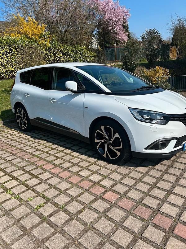 Gebraucht Renault Scénic IV 112 PS (82 kW) 2020 Weiß Van / Kleinbus