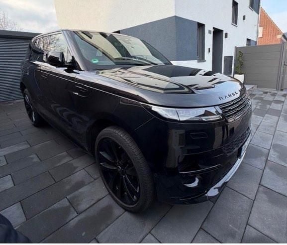 Gebraucht Land Rover Range Rover HSE 460 PS (338 kW) 2024 Schwarz SUV