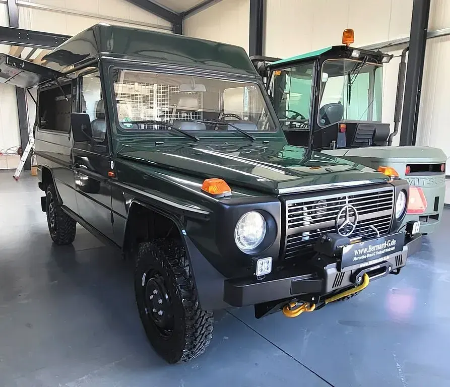 Gebraucht Mercedes G230 116 PS (85 kW) 1996 Grün SUV