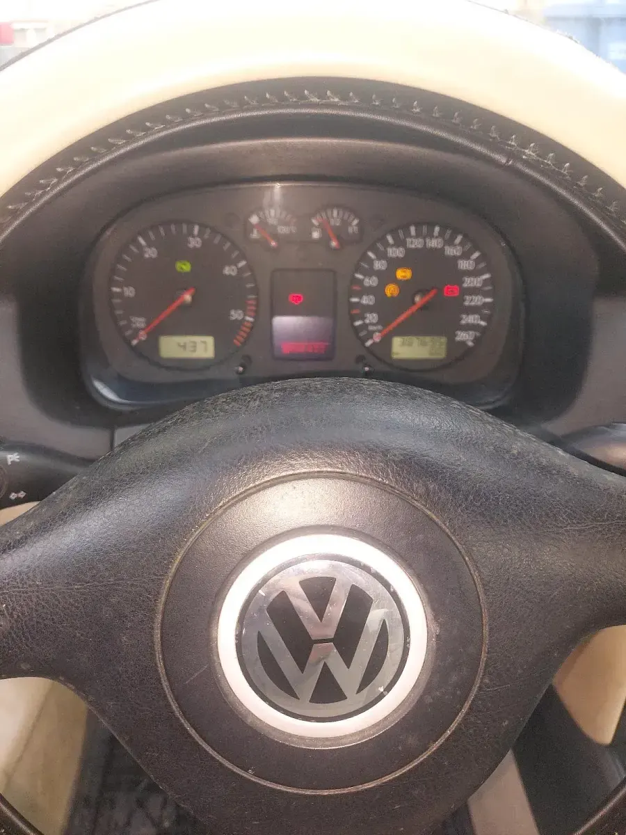Gebraucht VW Golf IV 131 PS (96 kW) 2002 Schwarz Kleinwagen