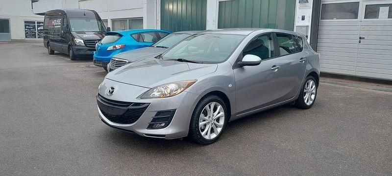 Grau Gebraucht 2011 Mazda 3 Exclusive-Line Limousine | 6.900 € (Etwas zu teuer) - Bild 1/4