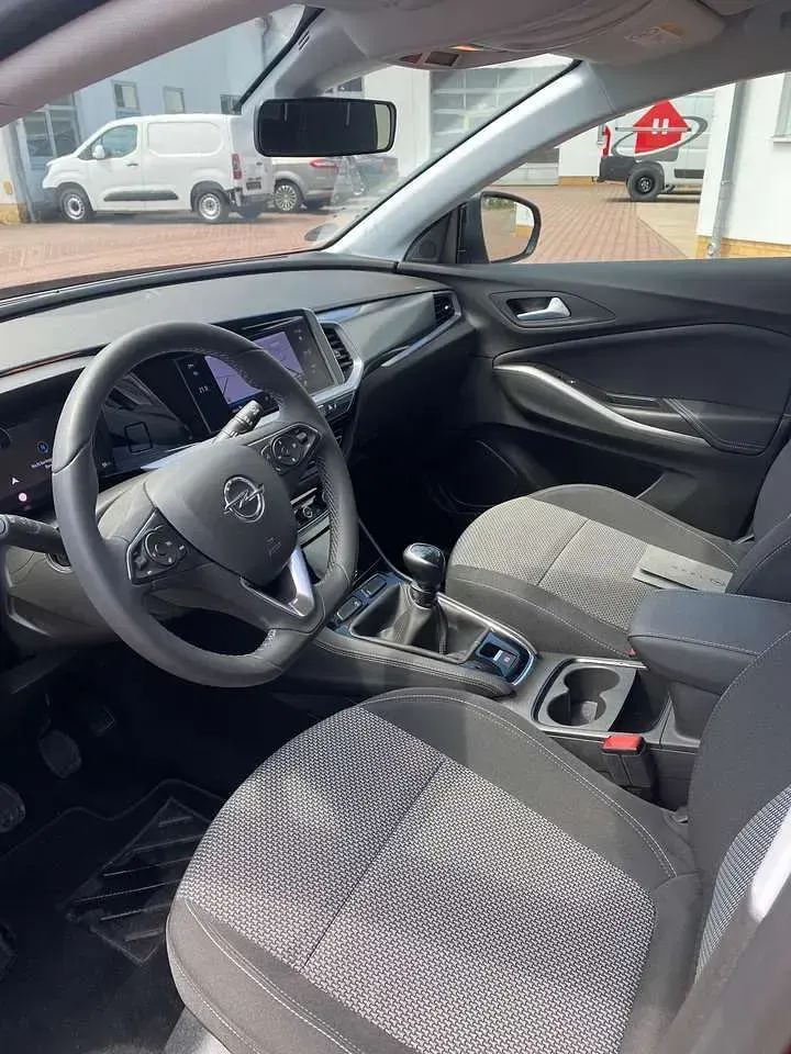 Gebraucht Opel Grandland X Enjoy 131 PS (96 kW) 2024 Rubin rot SUV
