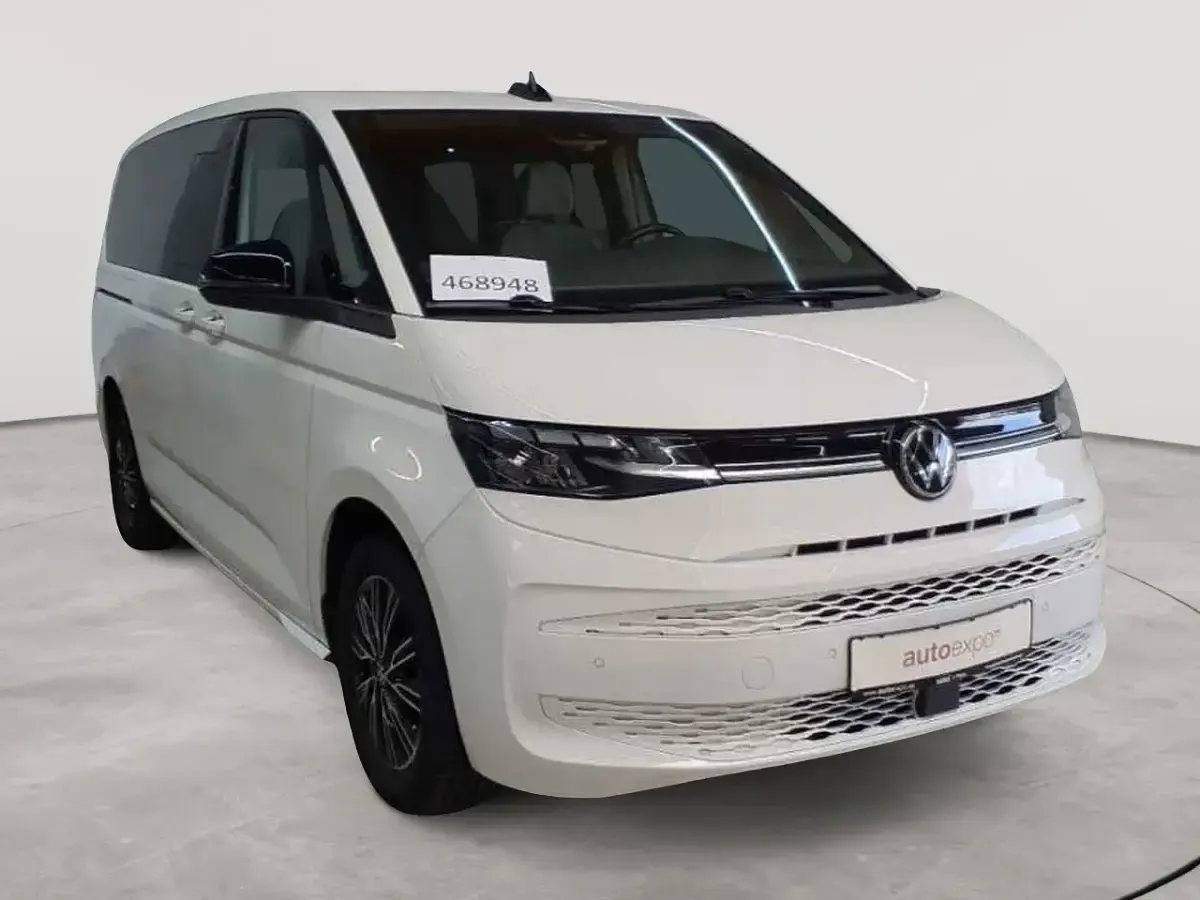 Begagnad VW Multivan Life 150 HK (110 kW) 2023 Minibuss