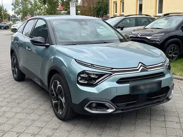 Gebraucht Citroën C4 Shine 131 PS (96 kW) 2024 Blau SUV