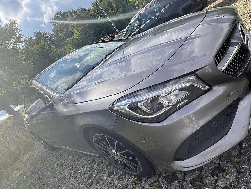 Gebraucht Mercedes CLA200 AMG line 136 PS (100 kW) 2018 Grau Coupé
