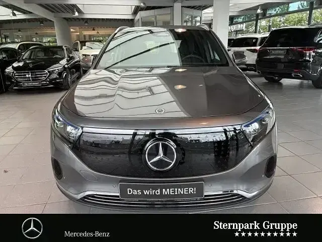 Gebraucht Mercedes EQA250 Progressive 150 kW (204 PS) 2025 lack mountaingrau SUV