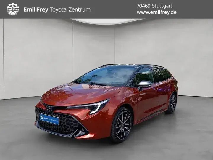 Metal oxide orange metallic/dach Neu 2025 Toyota Corolla Sport Kombi | 34.790 € - Bild 1/4