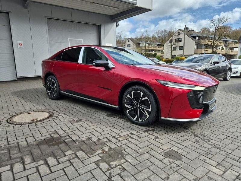 Neu Mazda 6e Takumi-Line 180 kW (245 PS) 2026 Rot Limousine