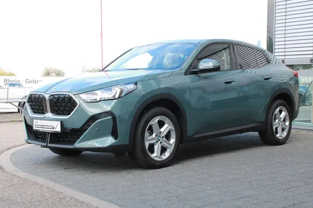 Używany BMW X2 163 KM (119 kW) 2025 Zielony SUV
