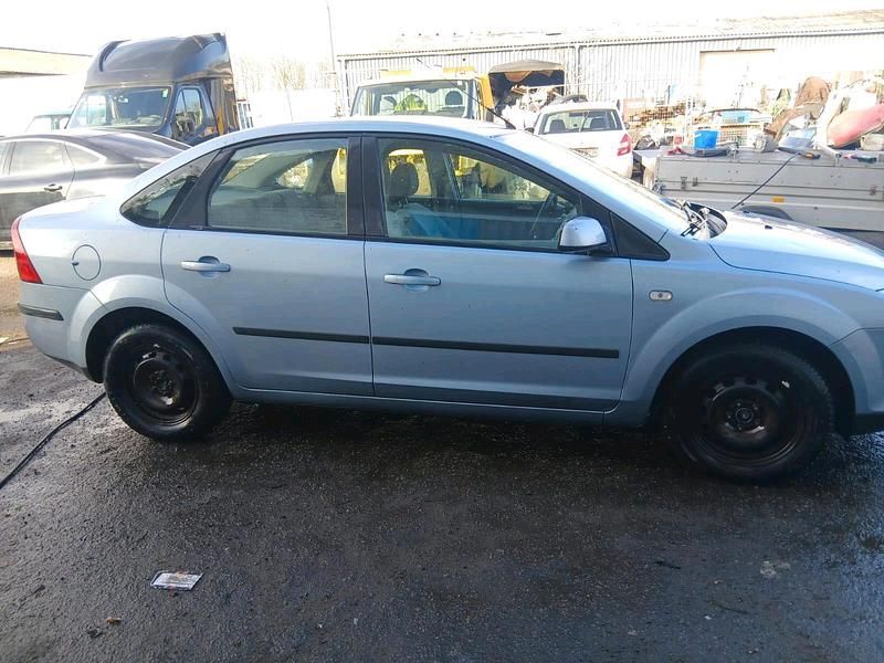 Second-hand Ford Focus 2007 Albastru Berlinǎ