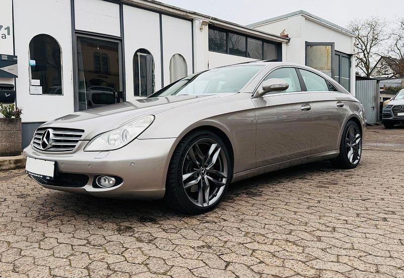 Gebraucht Mercedes CLS350 272 PS (200 kW) 2005 Silber Coupé