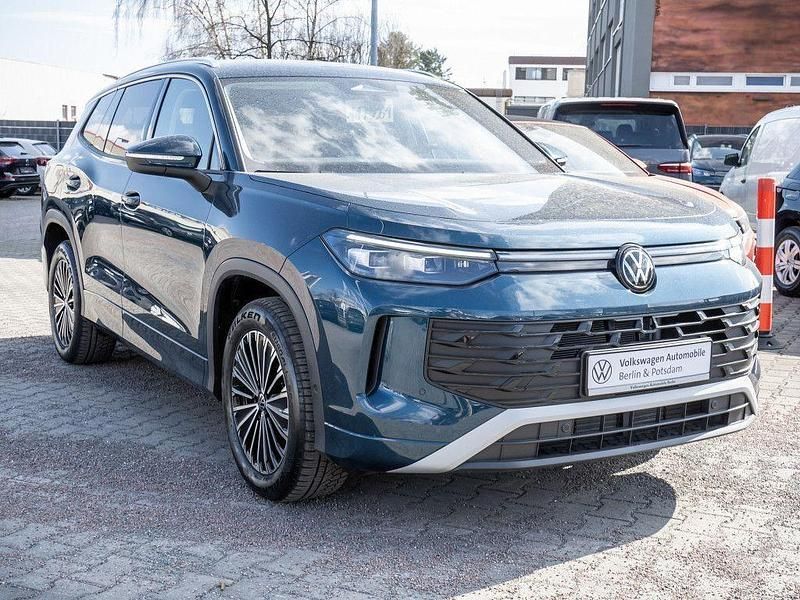 Gebraucht VW Tayron R 150 PS (110 kW) 2025 Nightshade blue metallic SUV
