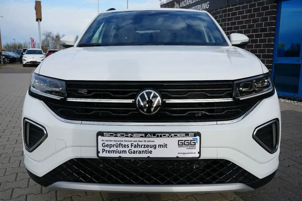 Gebraucht VW T-Cross Pro 116 PS (85 kW) 2025 Weiß SUV