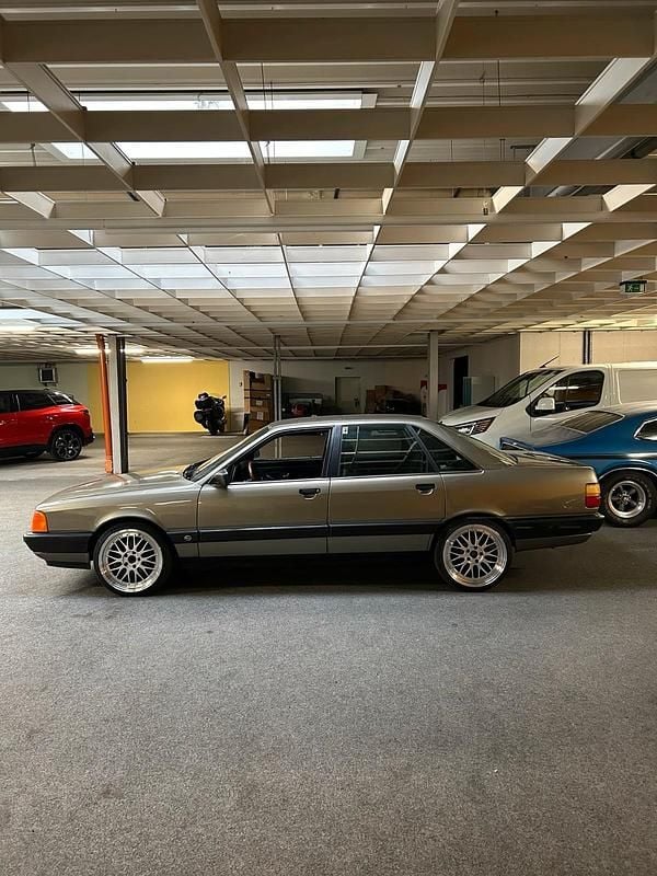 Gebraucht Audi 100 Sport 133 PS (97 kW) 1990 Beige Limousine