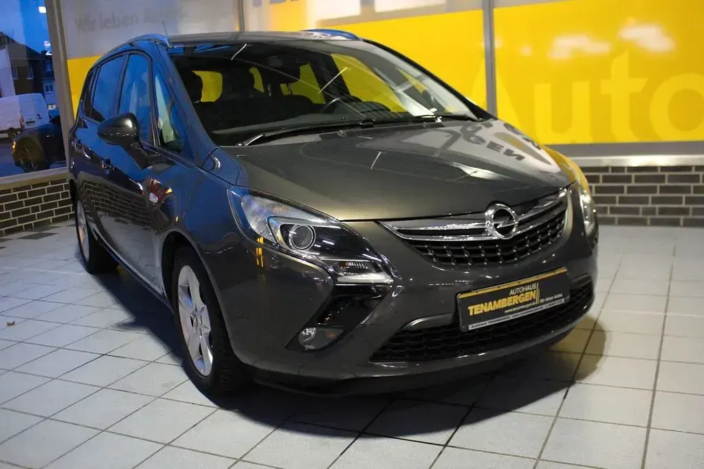 Gebraucht Opel Zafira Tourer Style 140 PS (102 kW) 2014 Grau Van / Kleinbus