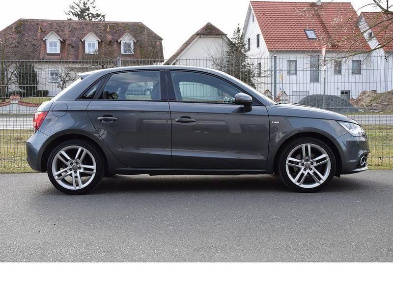 Gebraucht Audi A1 S-Line 122 PS (89 kW) 2014 Grau Kleinwagen