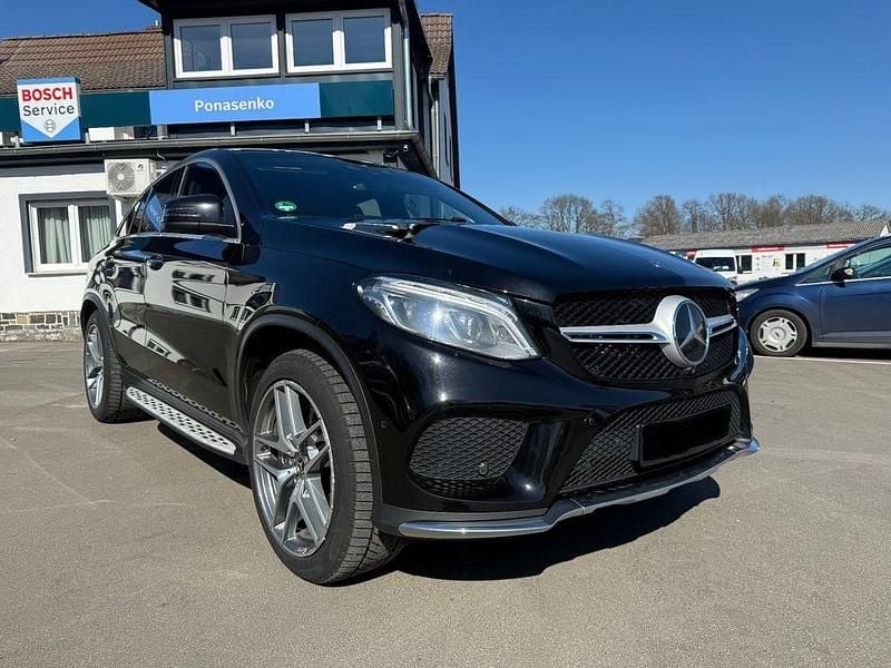 Schwarz Gebraucht 2018 Mercedes GLE350 AMG line Coupé | 30.499 € (Fairer Preis) - Bild 1/4