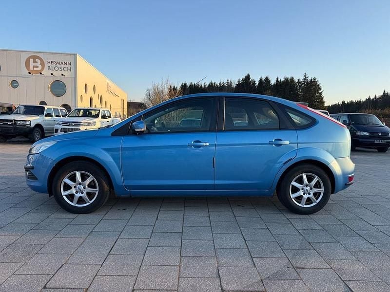 Gebraucht Ford Focus Style 125 PS (91 kW) 2008 Blau Limousine