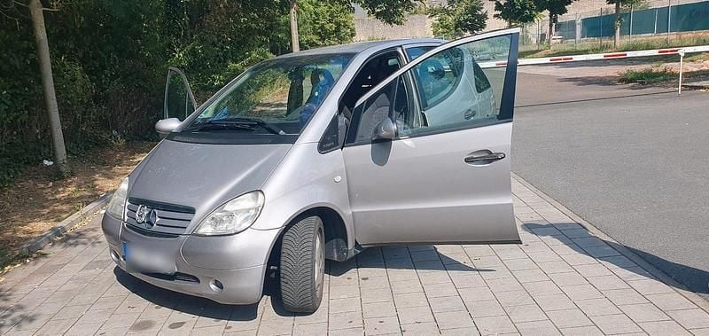 Silber Gebraucht 1999 Mercedes A160 Kleinwagen | 1.200 € (Guter Preis) - Bild 1/4