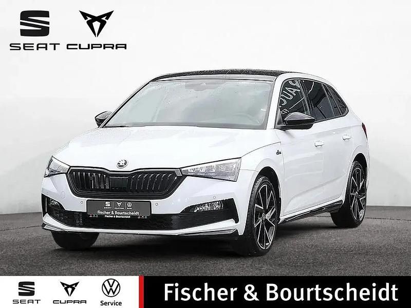 Moonweiß perleffekt Gebraucht 2022 Skoda Scala Monte Carlo Kleinwagen | 21.180 € (Fairer Preis) - Bild 1/4