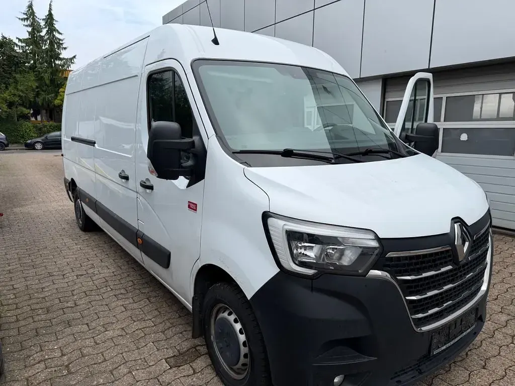 Gebraucht Renault Master 150 PS (110 kW) 2022 Weiß Van / Kleinbus