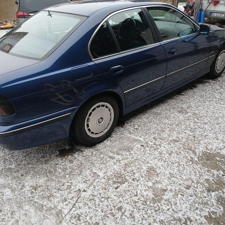 Gebraucht BMW 520 150 PS (110 kW) 1999 Blau Limousine