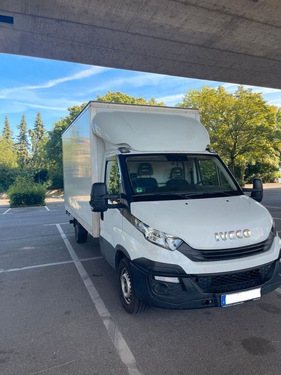 Weiß Gebraucht 2018 Iveco Daily Van / Kleinbus | 19.500 € - Bild 1/4