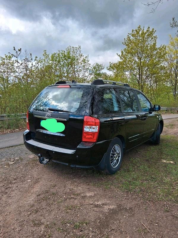 Gebraucht Kia Carnival 185 PS (136 kW) 2007 Schwarz Van / Kleinbus