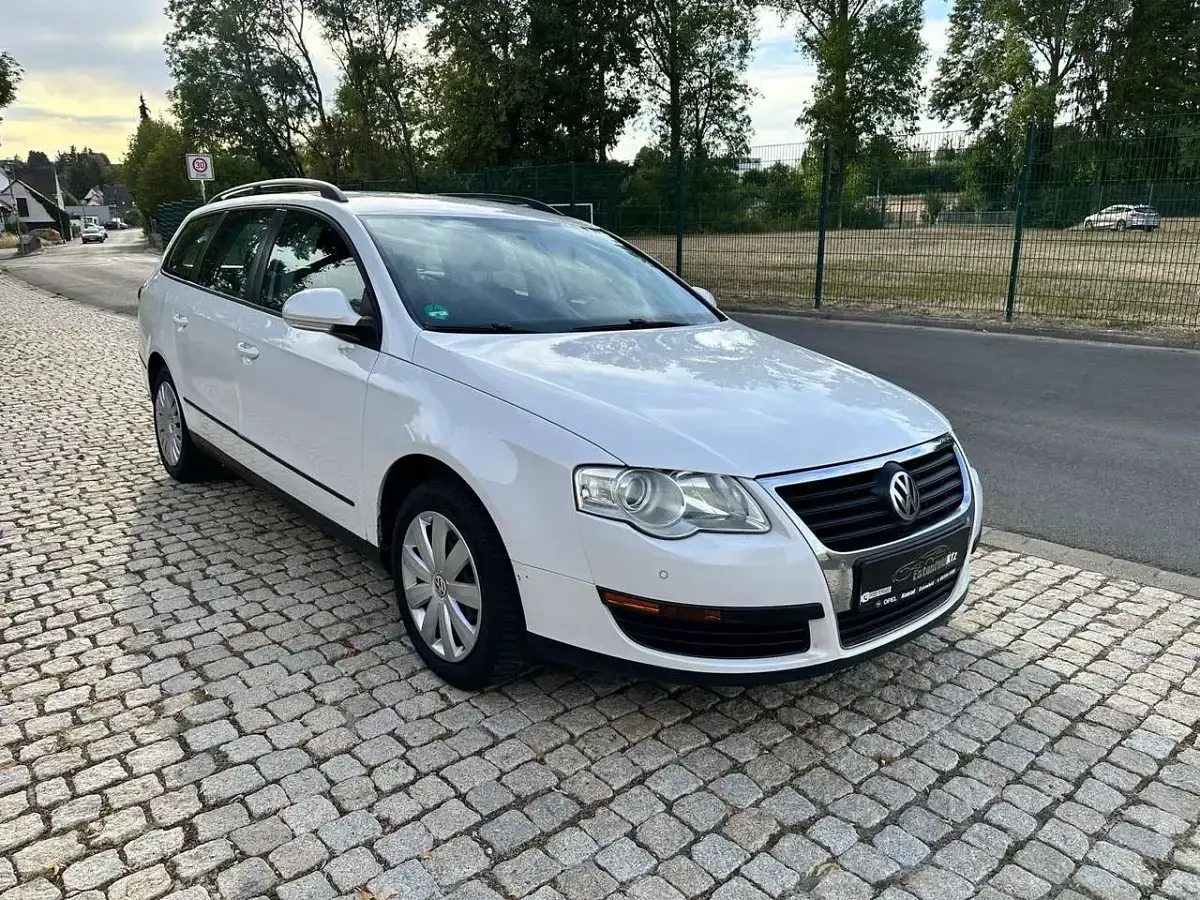 Gebraucht VW Passat Trendline 105 PS (77 kW) 2007 Weiß Kombi