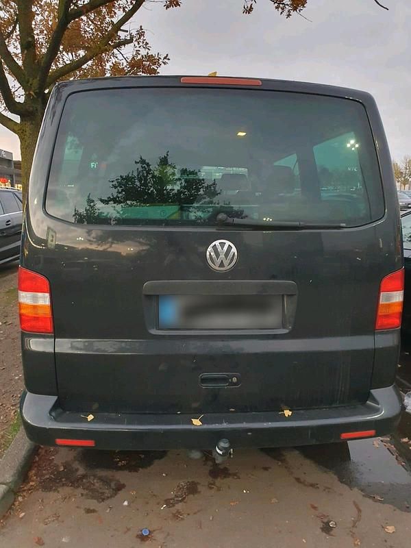 Second-hand VW T5 2008 Negru Van