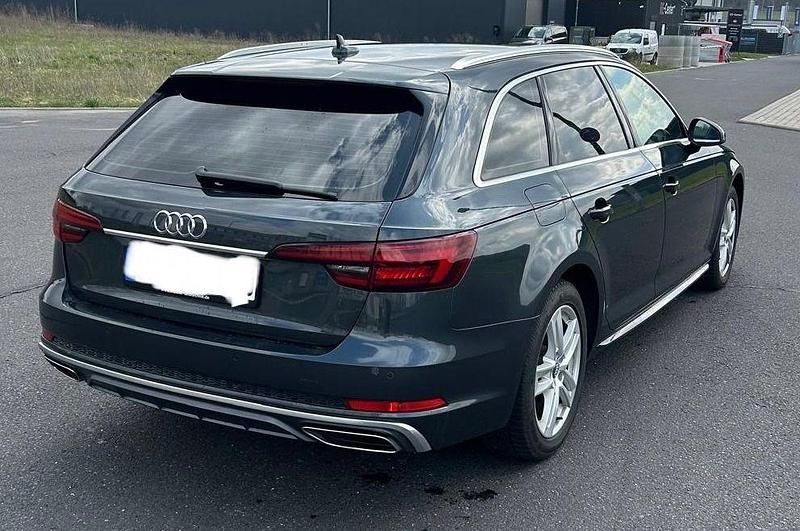 Gebraucht Audi A4 S-Line 231 PS (169 kW) 2019 Grau Kombi