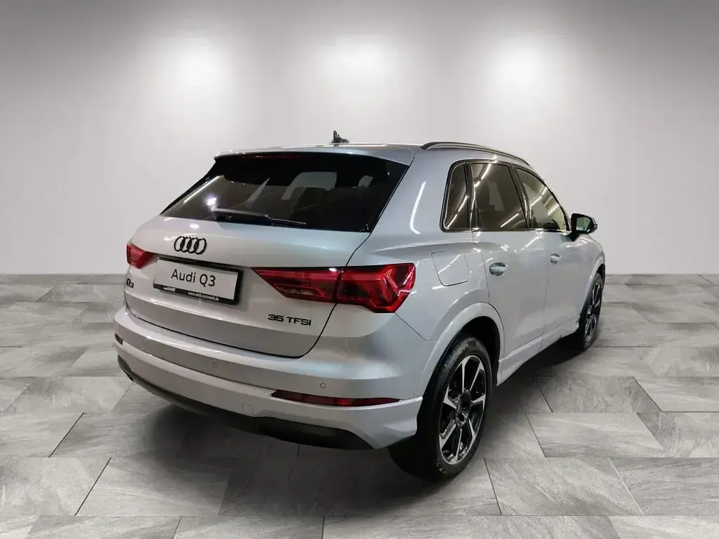 Gebraucht Audi Q3 Advanced Plus 150 PS (110 kW) 2024 Florettsilber metallic SUV