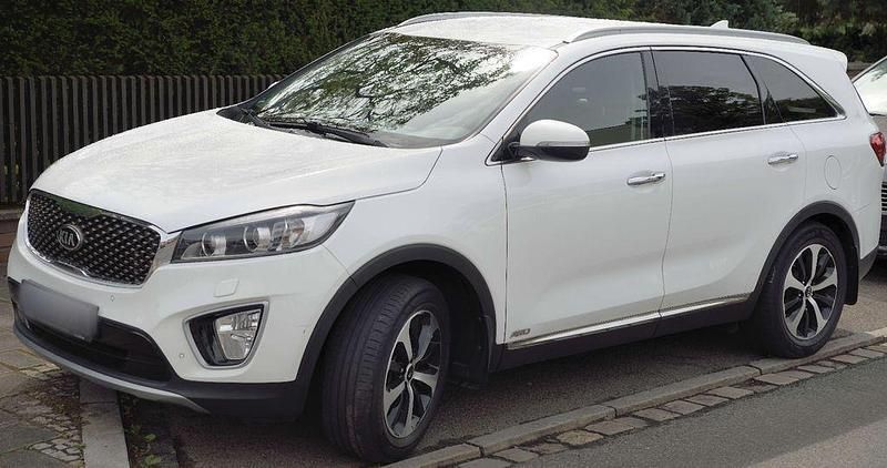 Weiß Gebraucht 2015 Kia Sorento Spirit SUV | 16.000 € (Fairer Preis) - Bild 1/4