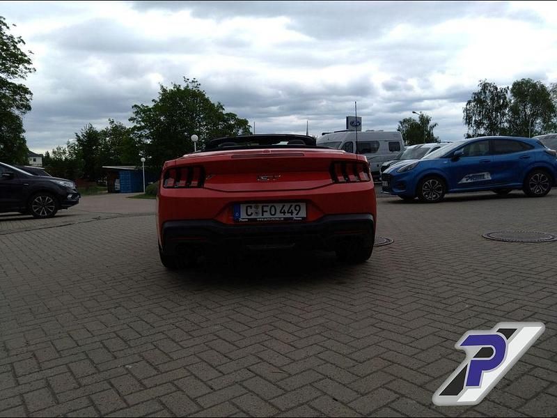 Gebraucht Ford Mustang GT Convertible 446 PS (328 kW) 2024 Racerot Cabrio