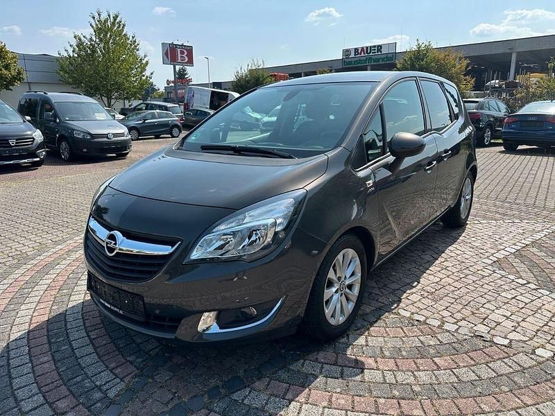 Grau Gebraucht 2017 Opel Meriva Active Van / Kleinbus | 10.800 € (Fairer Preis) - Bild 1/4