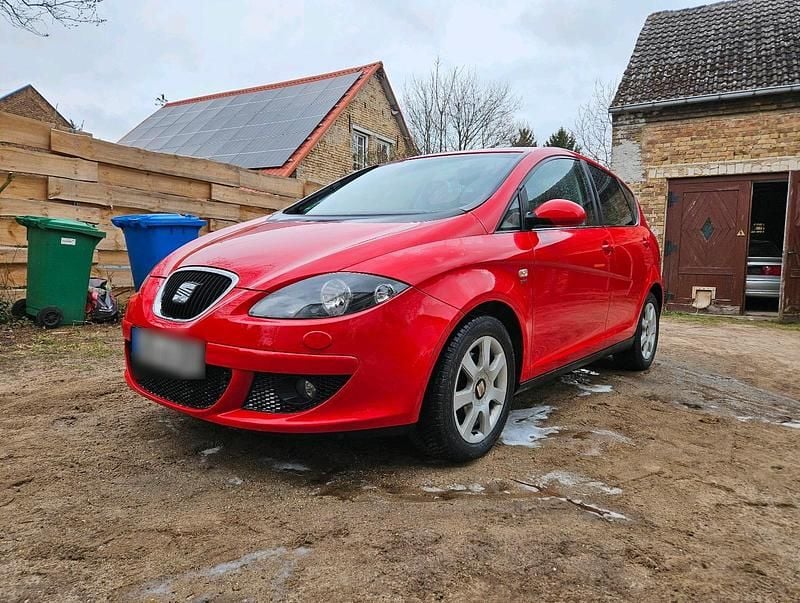 Gebraucht Seat Altea 150 PS (110 kW) 2004 Rot Van / Kleinbus