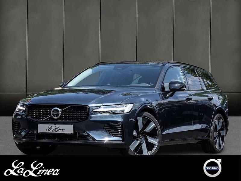 Blau Gebraucht 2024 Volvo V60 Ultra Kombi | 51.460 € - Bild 1/3