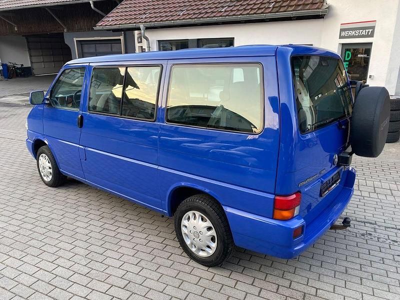 Używany VW T4 102 KM (75 kW) 2001 Niebieski Van
