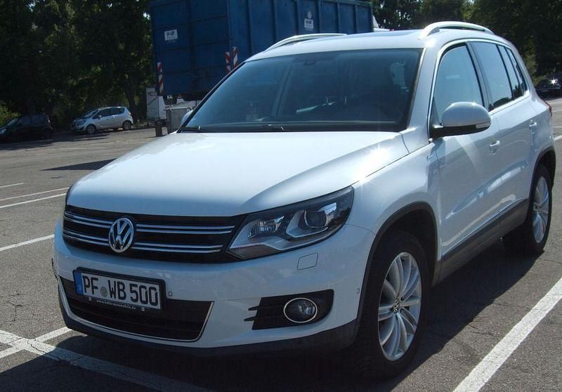 Weiß Gebraucht 2014 VW Tiguan Sportline SUV | 16.500 € (Guter Preis) - Bild 1/4