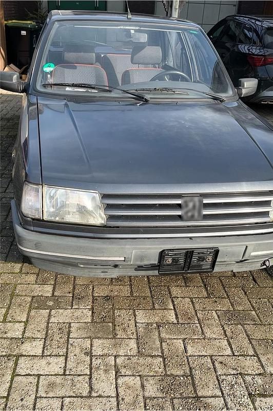 Gebraucht Peugeot 309 60 PS (44 kW) 1991 Grau Kleinwagen