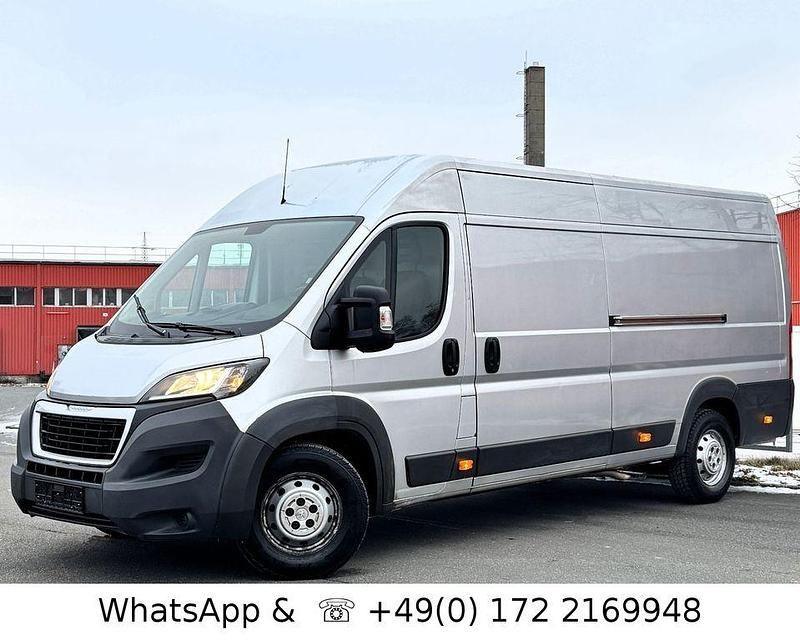 Gebraucht Peugeot Boxer 163 PS (119 kW) 2017 Silber Van