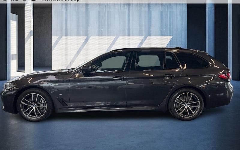 Gebraucht BMW 540 Shadowline 333 PS (244 kW) 2023 Grau Kombi